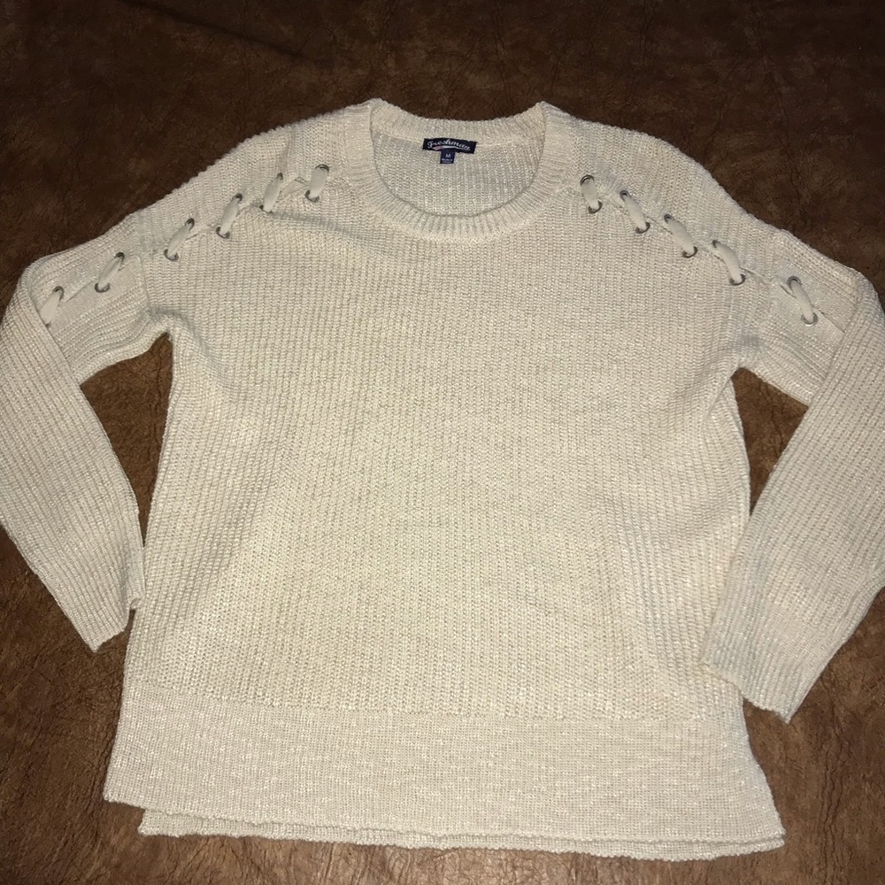 Sweater - Picture 3 of 3